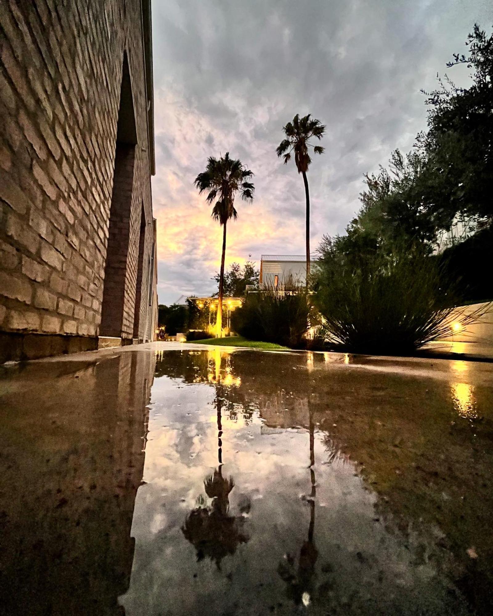 The Windhoek Luxury Suites Kültér fotó